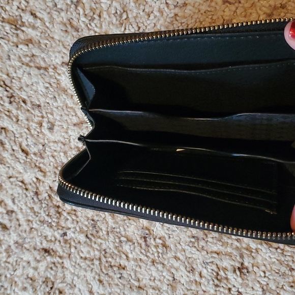 Wallet - Picture 3 of 3